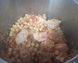 Foto del paso 4 de la receta: Garbanzos con costillas de cerdo y arroz