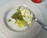 Foto del paso 1 de la receta Desayuno completo con tosta de aguacate y queso crema