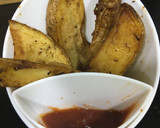 Foto del paso 4 de la receta: Costillar de cerdo 🐖 al horno con patatas 🥔 aliñadas