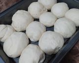 A picture of step 9 of Simple buns.