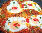 A picture of step 9 of Shakshuka.