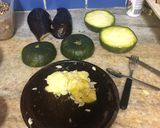 Foto del paso 2 de la receta: Zapallitos gigantes rellenos