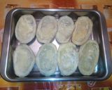 Foto del paso 2 de la receta: Patatas asadas rellenas de queso y beicon