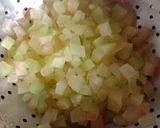 तरबूज के छिलके का टूटी फ्रूटी(Tarbooj ke chilke ke tutti fruity recipe in hindi) रेसिपी चरण 1 फोटो