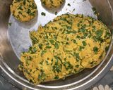 A picture of step 3 of Methi Baati.