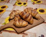 Foto del passaggio 6 della ricetta Cornetti Sfogati "8 Veli" alla Cannella
