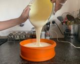 Foto del paso 3 de la receta: Cheesecake de chocolate blanco y maracuyá