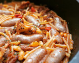 Foto del paso 7 de la receta: Fideos a la cazuela y fessolets con salchichas y rebozuelos