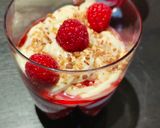Une image de l'étape 5 de Verrines framboise et chocolat blanc.