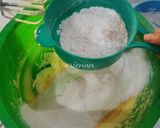 Foto langkah ke 3 dari resep Cinnamon Chocochips Cookies.