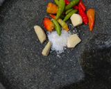 Foto langkah ke 4 dari resep Tempe Teri Penyet Sambal Kencur.