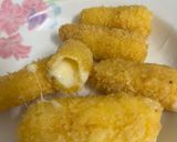 Hình bước làm 4 của món Bí quyết làm phô mai que tan chảy, kéo sợi và để lâu khó đông lại