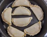 Foto del paso 4 de la receta: Empanadas Caprese