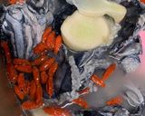 糙米烏骨雞湯的食譜步驟3照片