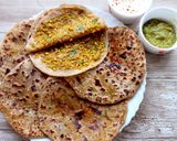 A picture of step 8 of Dal stuffed paratha.