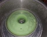 Foto langkah ke 5 dari resep Bolu pandan kukus.