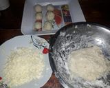 Foto del paso 2 de la receta: Bolitas de mandioca con queso