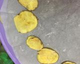 Foto del paso 3 de la receta: Papas fritas sin aceite al microondas aderezadas con ketchup🍟🍠