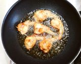 รูปขั้นตอนการทำที่ 2 ของ ปีกไก่ยัดไส้ข้าวเหนียวไข่เค็ม(เครื่องแน่นมาก) Glutinous Rice & Salted Egg Yolk Stuffed Chicken Wings