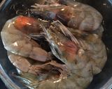 Foto langkah ke 1 dari resep Udang saus padang.