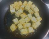 A picture of step 1 of Paneer green peas white gravy.