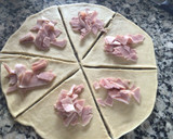 Foto del paso 2 de la receta: Cachitos de jamón venezolanos