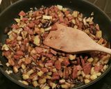 Une image de l'étape 6 de Tortilla Chorizo, oignon, gruyère 🧀🥚.