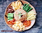 Hình bước làm 6 của món Cơm chiên mắm ruốc ngũ sắc