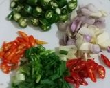 Foto langkah ke 2 dari resep 6. Oseng-oseng kupang cabe ijo.