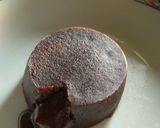 Foto langkah ke 7 dari resep Cokelat lava kukus.