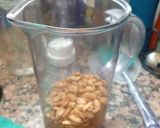 Foto del paso 2 de la receta: Pasta o crema de maní con minipimer