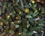 A picture of step 3 of Chatpata Masala Bhindi.