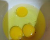 Foto langkah ke 3 dari resep Vegetable egg drop sop.