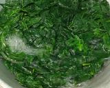 Foto langkah ke 1 dari resep Oseng Daun Singkong Jepang.