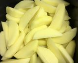 A picture of step 2 of Homemade potato chips.