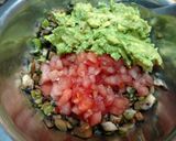 Foto del paso 4 de la receta: Guacamole con hongos 🍄