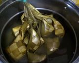 Foto langkah ke 3 dari resep Ketupat Kandangan.