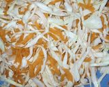 A picture of step 3 of Stir rice with egg sauce.