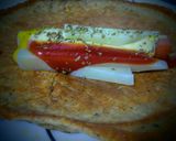 Foto del paso 4 de la receta: Perritos Calientes con queso manchego en crepes!