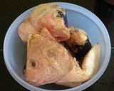 Foto langkah ke 1 dari resep Sup kepala kakap.