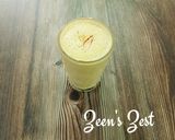 A picture of step 4 of Peach Saffron Lassi.