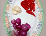 Foto langkah ke 4 dari resep Tumis Daun Melinjo Pindang.
