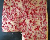 A picture of step 13 of Red currant pan bread/ Johannisbeeren blechkuchen.
