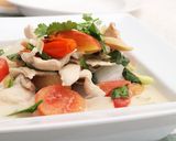รูปขั้นตอนการทำที่ 15 ของ ต้มข่าไก่ใส่เห็ดออรินจิ