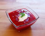 Málnakrémleves recept fázis 2 fotója