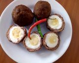 A picture of step 12 of Scotch Eggs.