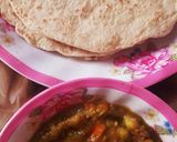 A picture of step 12 of Roti and curry potatoes stew.