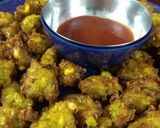 A picture of step 3 of Corn pakode.