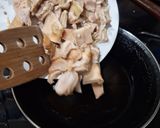Foto del paso 3 de la receta: Oreja de cerdo 'a feira' (a la gallega)