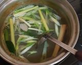 Foto langkah ke 3 dari resep Seafood Creamy Tomyum.
